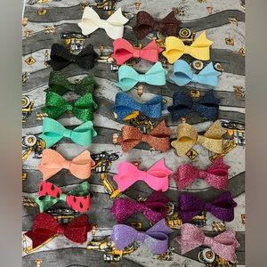 23 ribbon bows